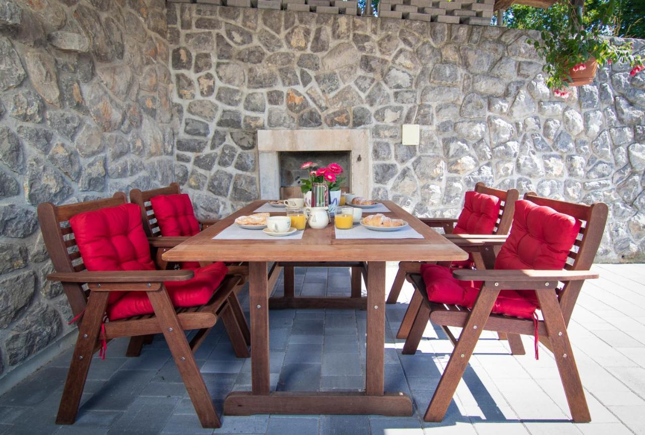 Guest House 'Villa Fani' Veprinac With Jacuzzi Exterior photo